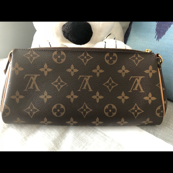 Authentic Louis Vuitton Eva Clutch - Picture 3 of 8